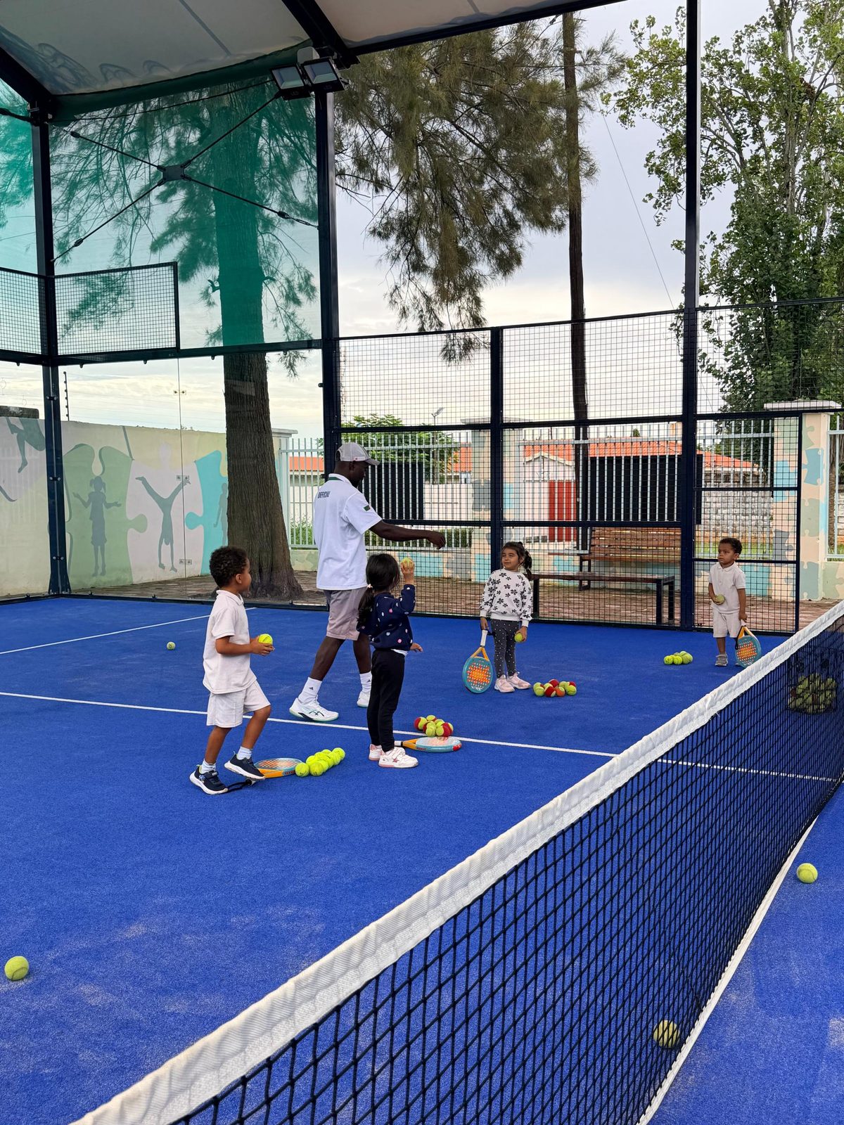 Padel coaching session on court